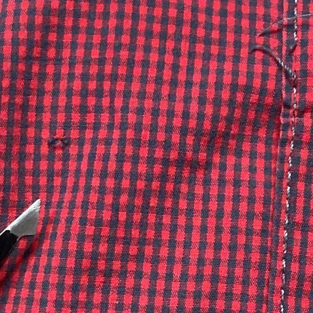 10/$50 Faded Glory Shirt Size S (6-7)